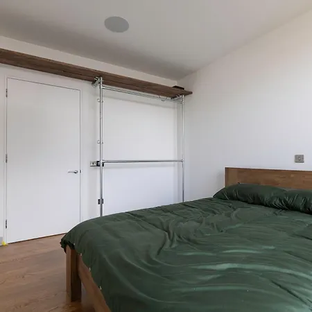 Penthouse Of Old Piano Factory In Kentish Town - Homestay London Exterior photo